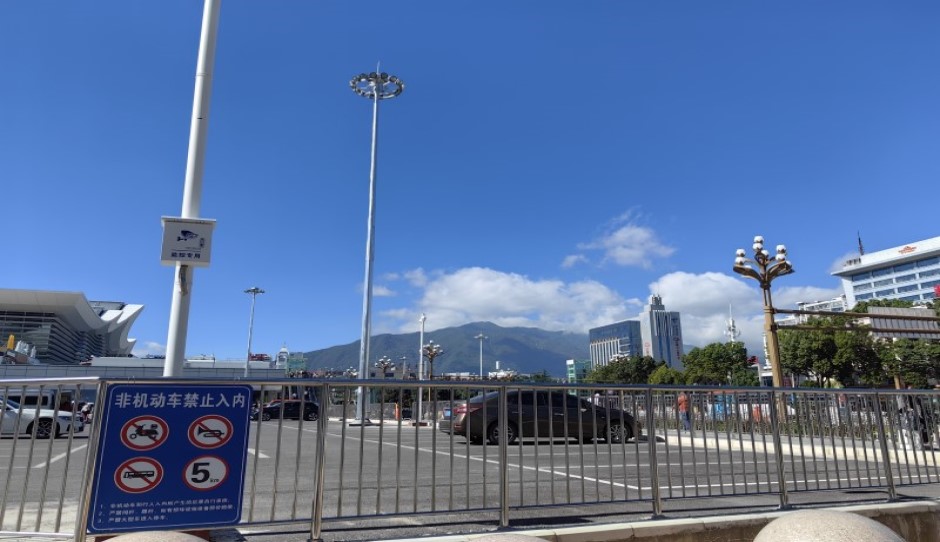 物联网网关新选择：华北工控MATX-6557兼具国产化自主可控优势与高性能