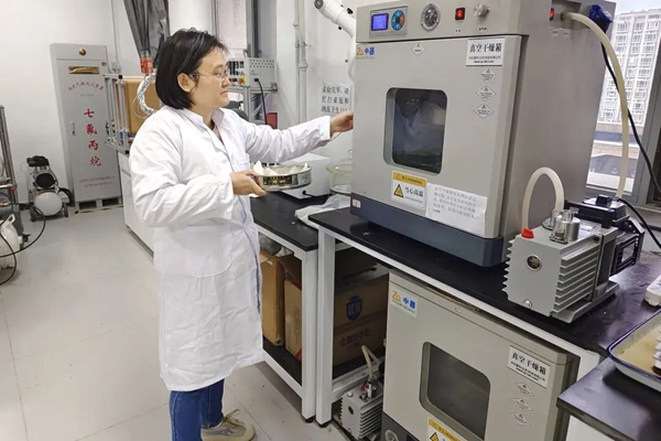 启航 “十五五” 奋战在一线丨通用技术中纺院功能纤维材料研究所：“低碳纤维”诞生记